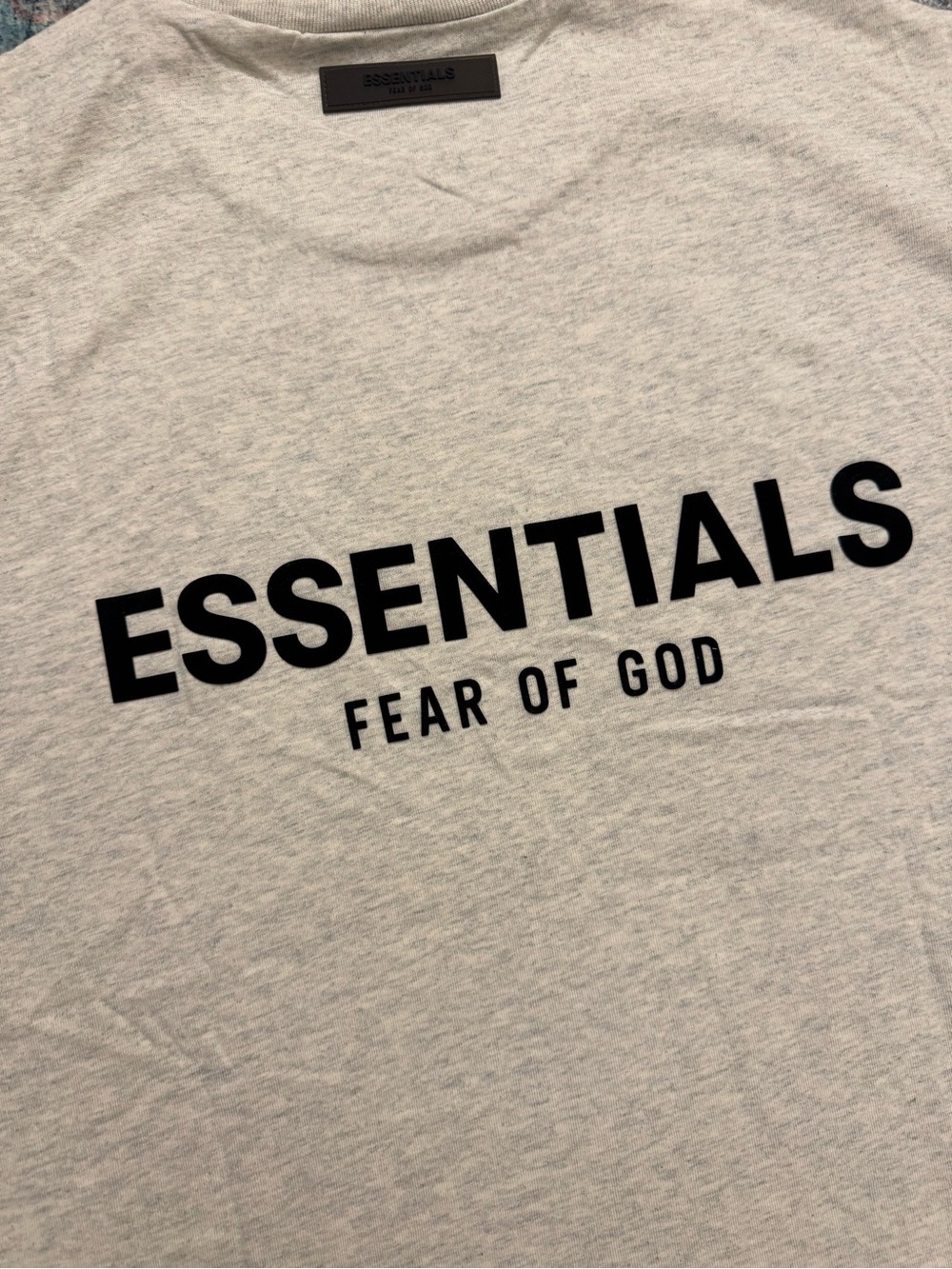 ESSENTIALS Fear of God Men's Tee in Light Heather Gray - Picture 3 of 8